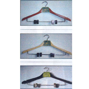 2 PK Wooden Hanger With Metal Clips